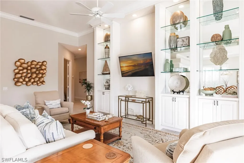 4352 Montalvo Court Naples FL 34109