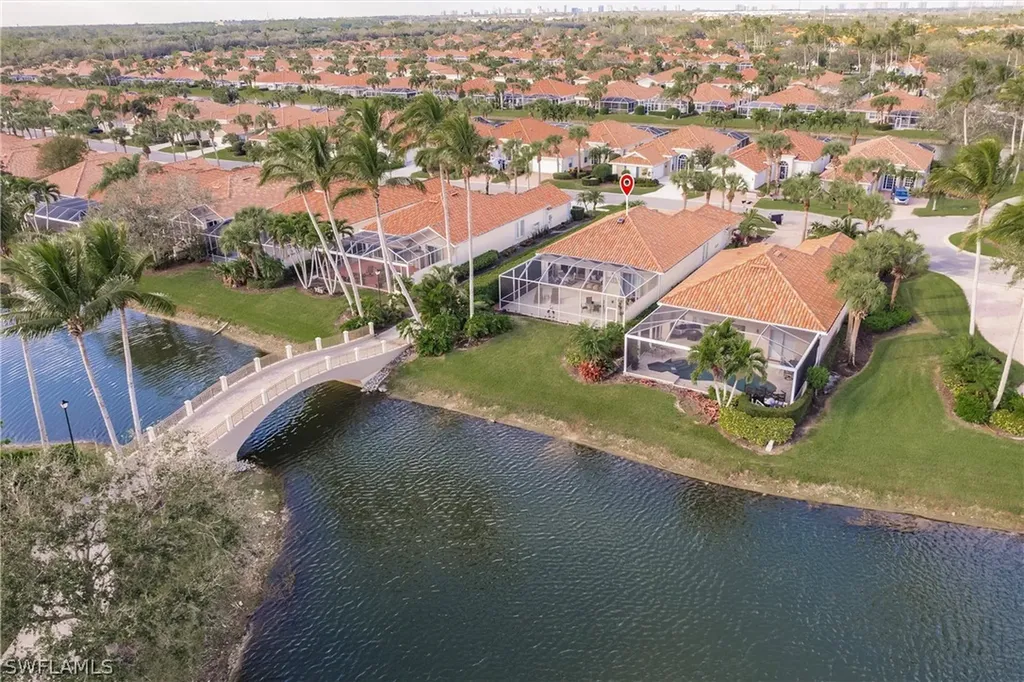 4352 Montalvo Court Naples FL 34109