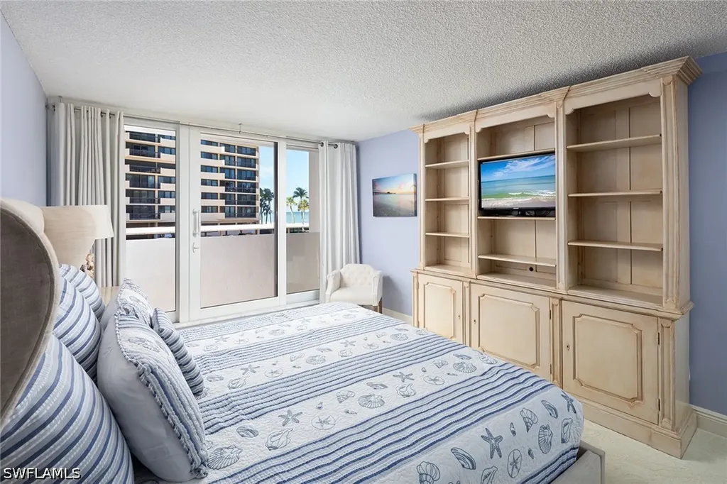 4005 Gulf Shore Boulevard N Naples FL 34103