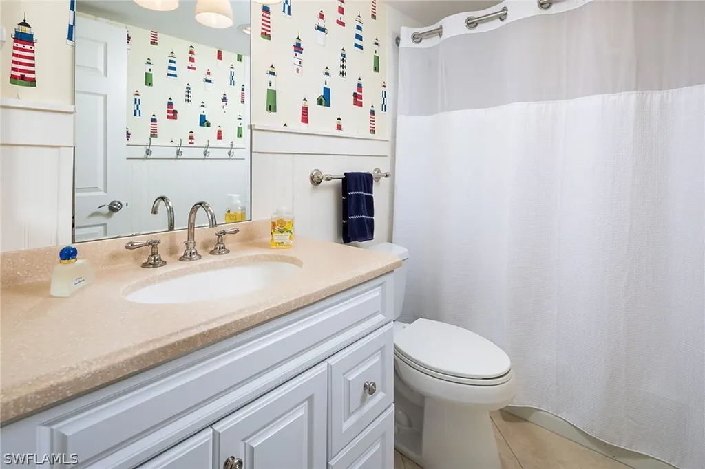 4005 Gulf Shore Boulevard N Naples FL 34103
