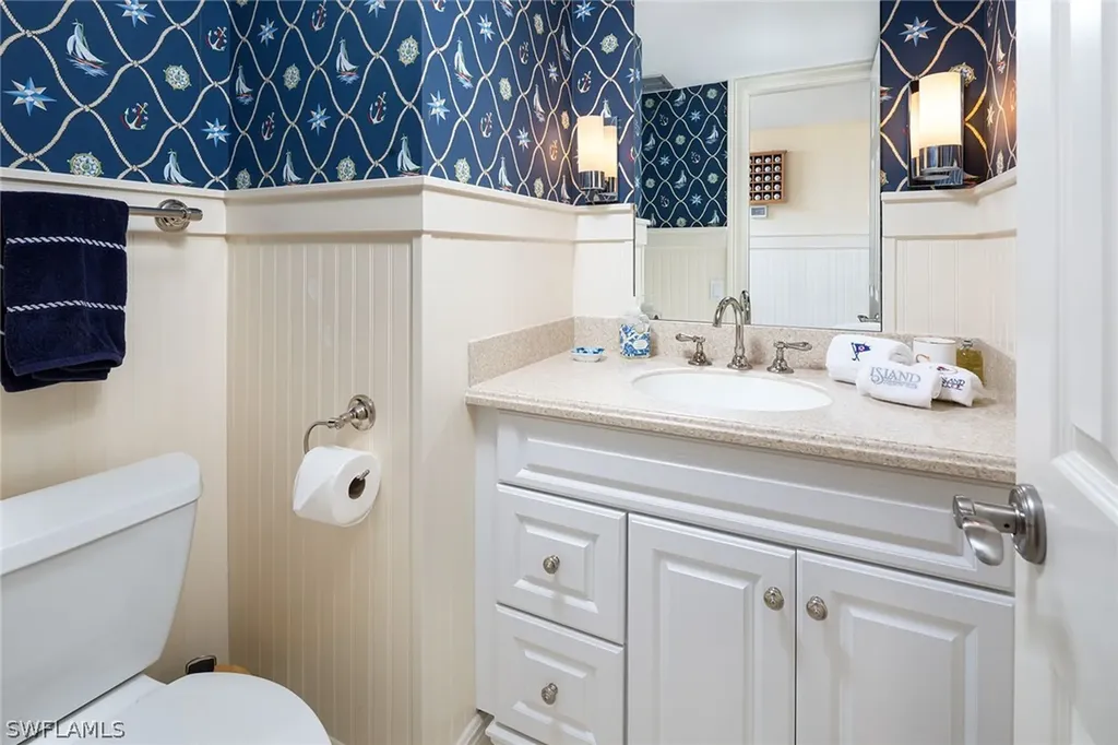 4005 Gulf Shore Boulevard N Naples FL 34103