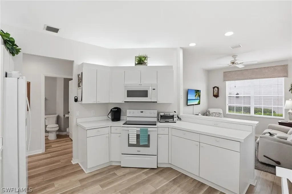 5685 Heron Lane Naples FL 34110