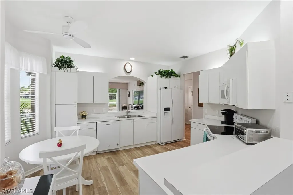 5685 Heron Lane Naples FL 34110