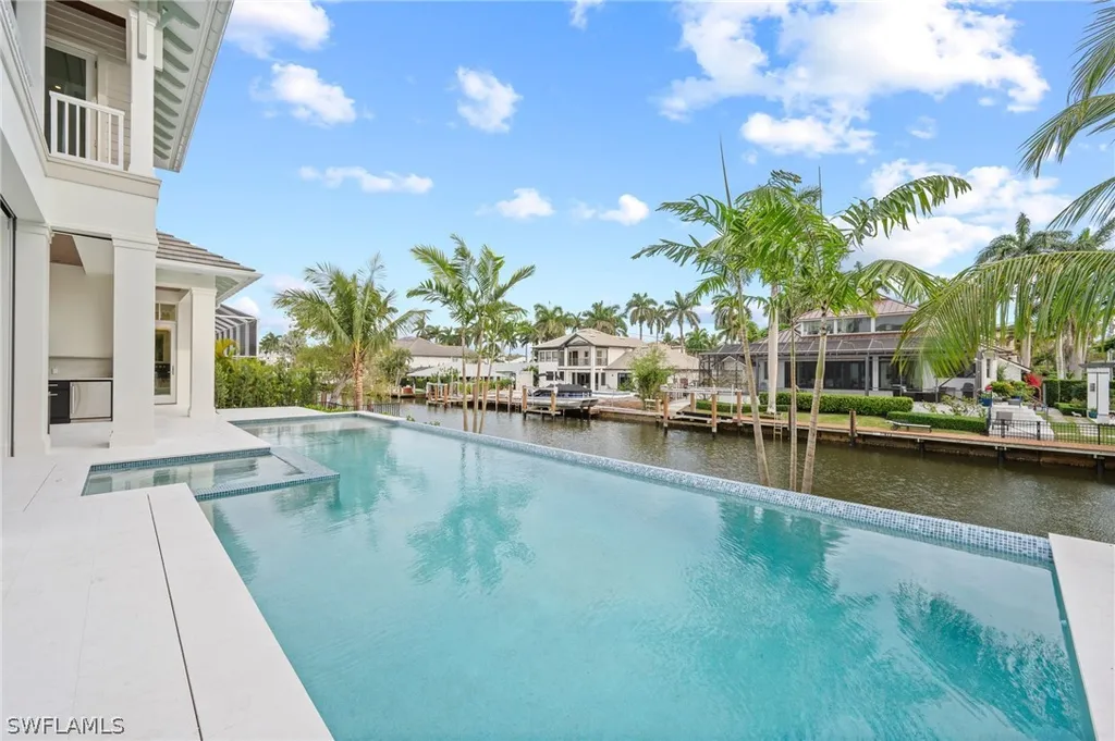 408 16th Avenue S Naples FL 34102