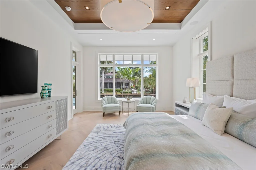 408 16th Avenue S Naples FL 34102