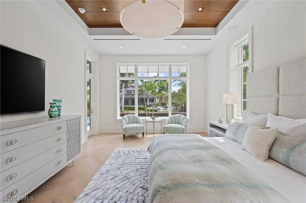 408 16th Avenue S Naples FL 34102
