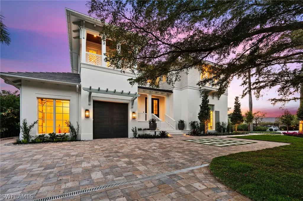 408 16th Avenue S Naples FL 34102