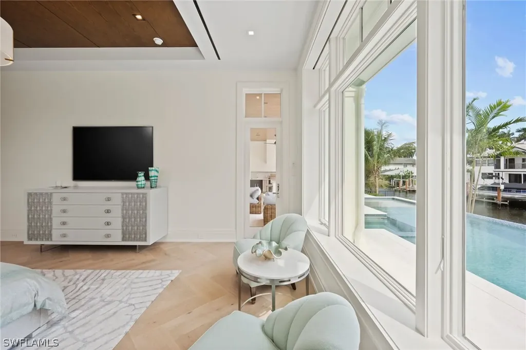 408 16th Avenue S Naples FL 34102