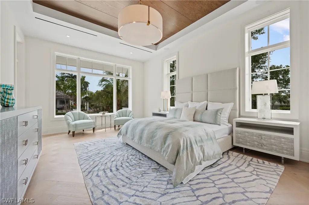 408 16th Avenue S Naples FL 34102