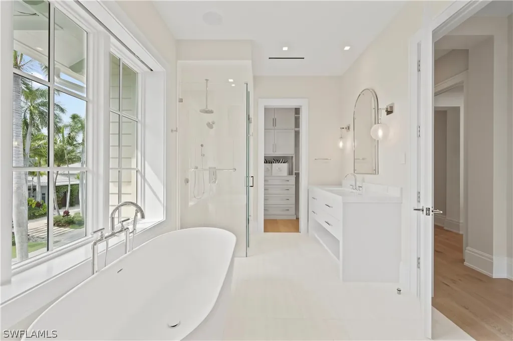 408 16th Avenue S Naples FL 34102