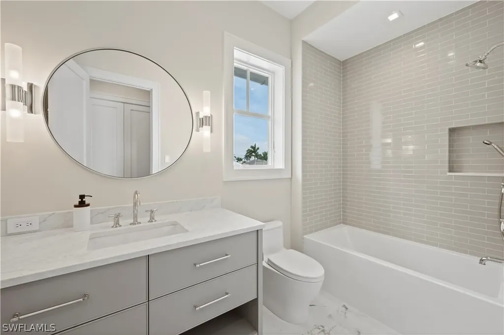 408 16th Avenue S Naples FL 34102