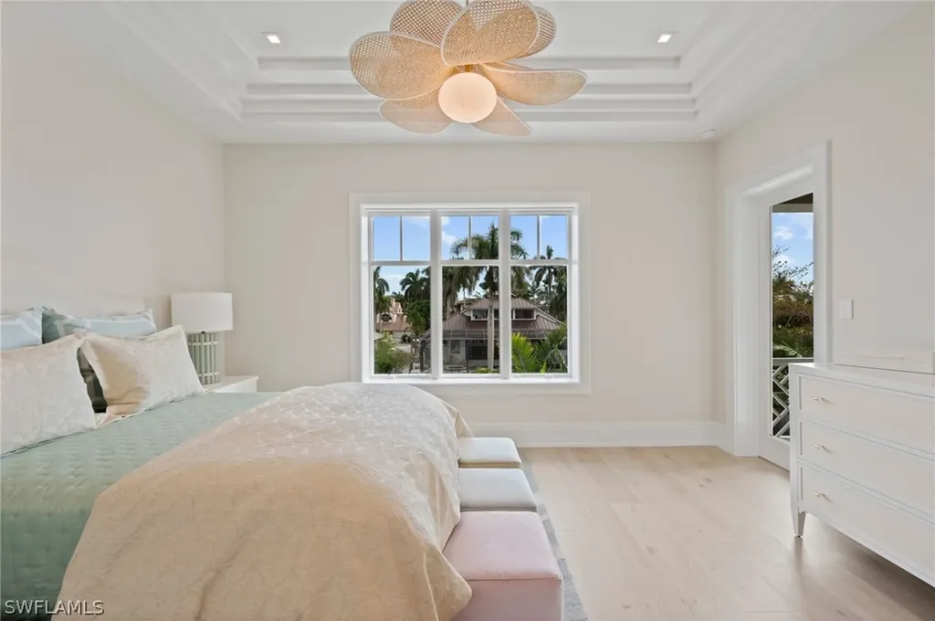 408 16th Avenue S Naples FL 34102