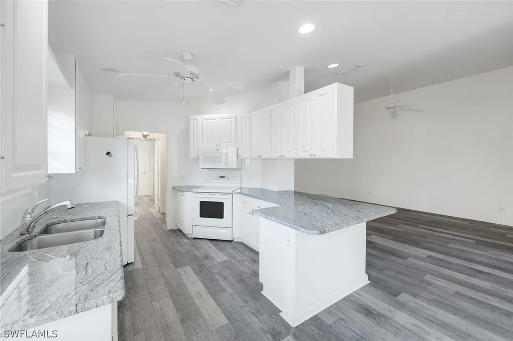 3239 Barbados Lane Naples FL 34119