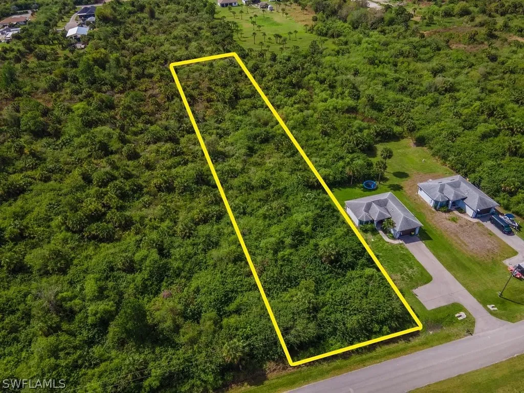 Shady Hollow Boulevard W Naples FL 34120