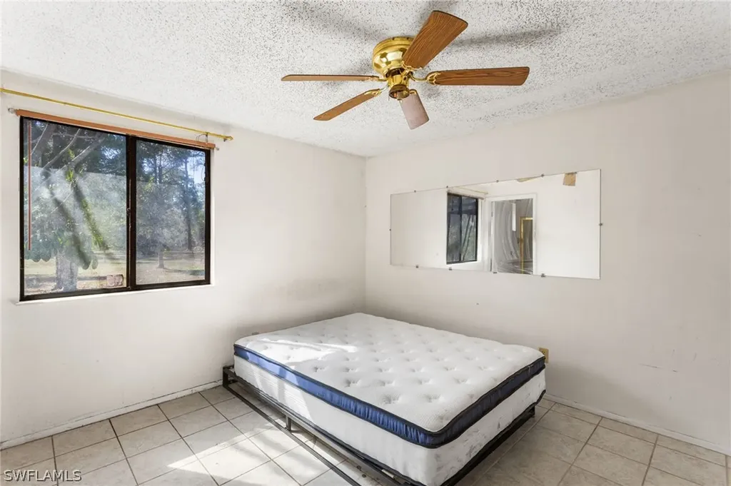 465 5th Street SW Naples FL 34117