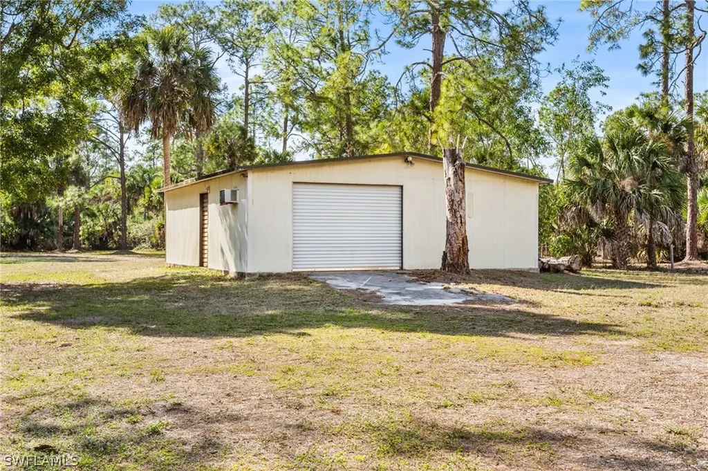 465 5th Street SW Naples FL 34117