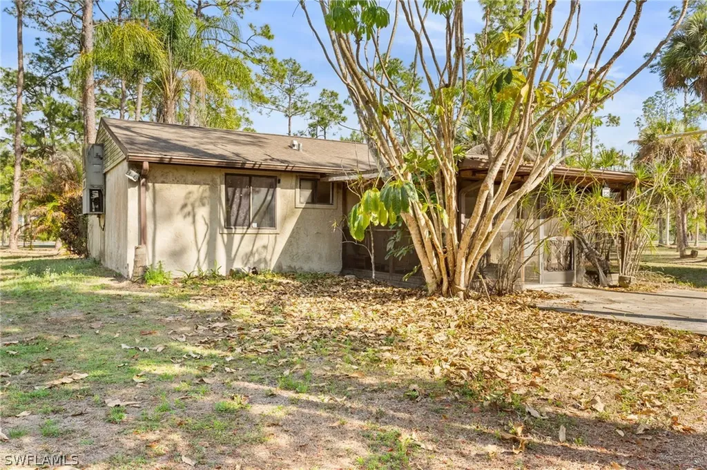 465 5th Street SW Naples FL 34117