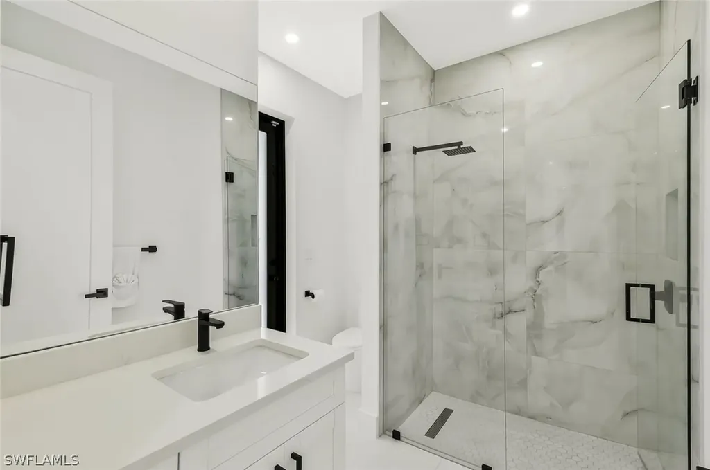 913 Embers Parkway W Cape Coral FL 33993