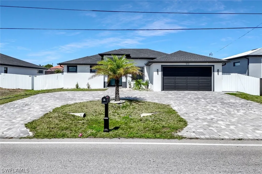 913 Embers Parkway W Cape Coral FL 33993