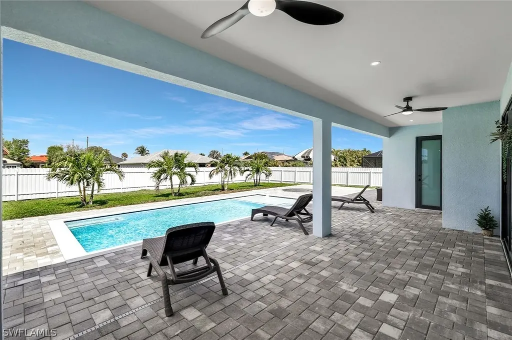 913 Embers Parkway W Cape Coral FL 33993