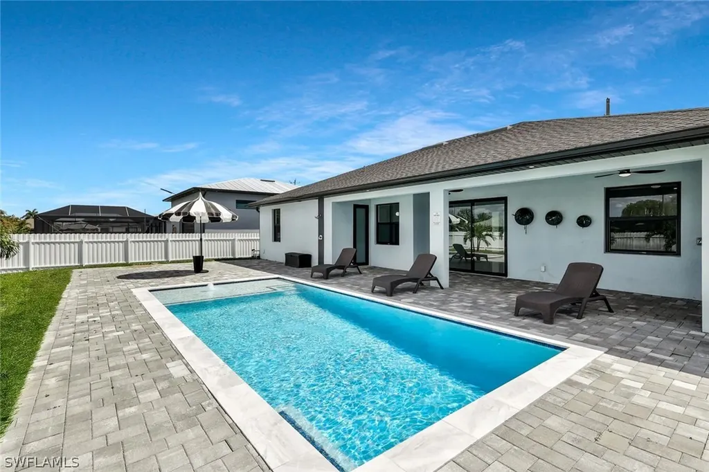 913 Embers Parkway W Cape Coral FL 33993