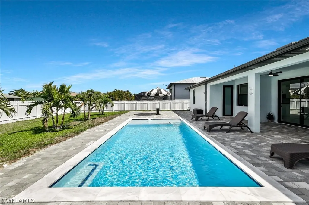 913 Embers Parkway W Cape Coral FL 33993