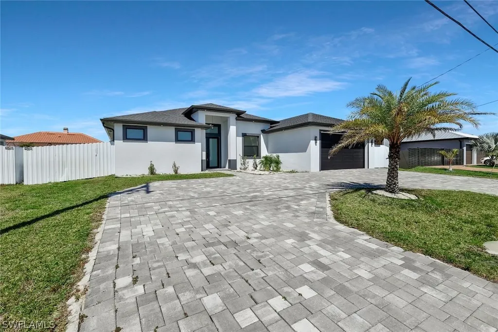 913 Embers Parkway W Cape Coral FL 33993