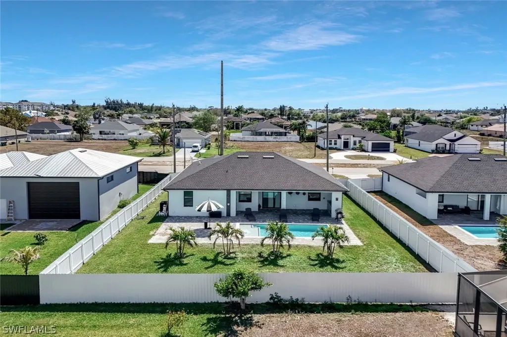 913 Embers Parkway W Cape Coral FL 33993