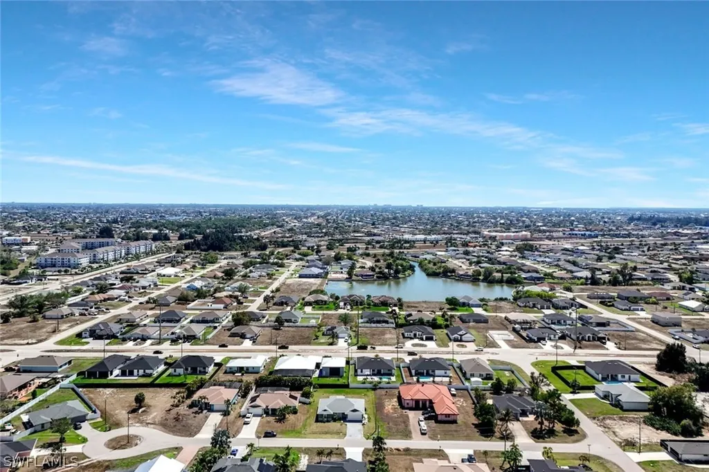 913 Embers Parkway W Cape Coral FL 33993