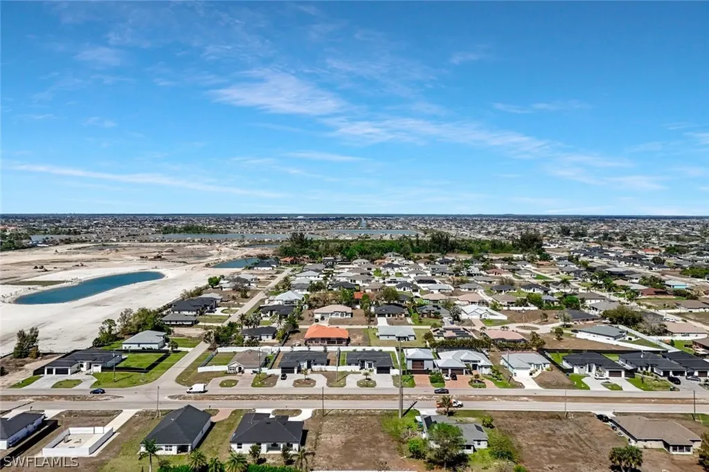 913 Embers Parkway W Cape Coral FL 33993