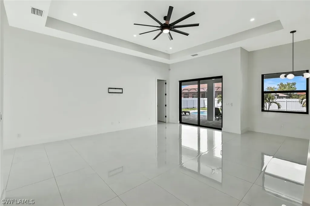 913 Embers Parkway W Cape Coral FL 33993