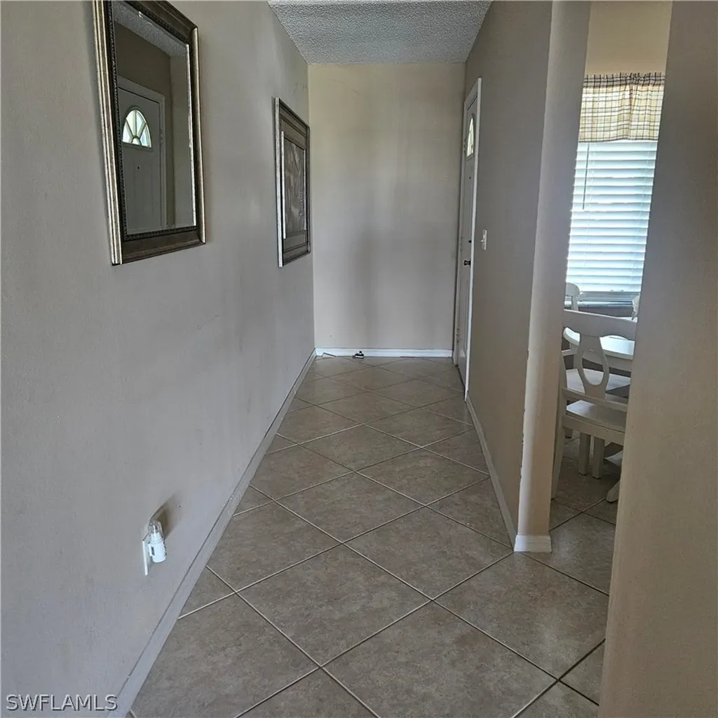 915 New Waterford Drive Naples FL 34104