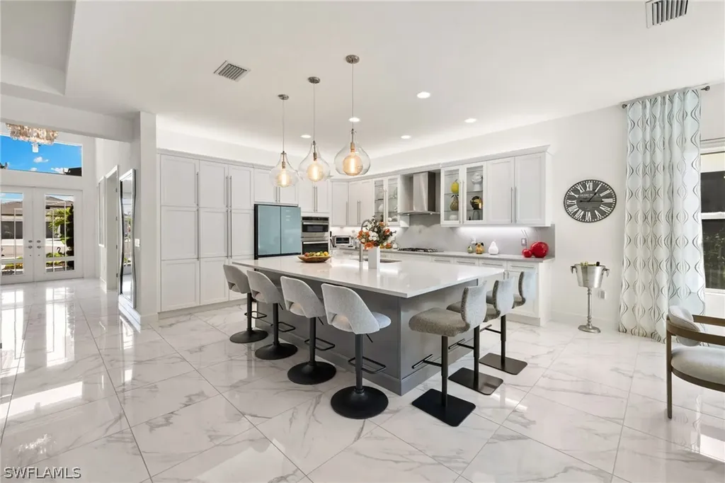 12097 Eucalyptus Way Naples FL 34120