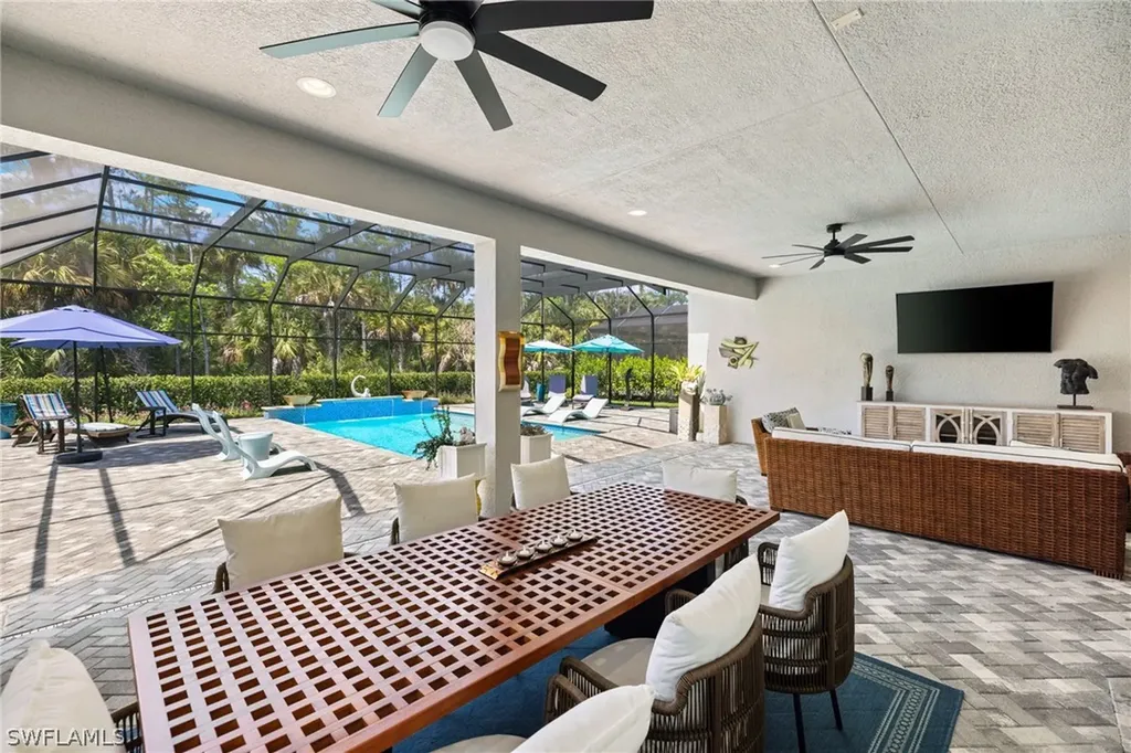 12097 Eucalyptus Way Naples FL 34120