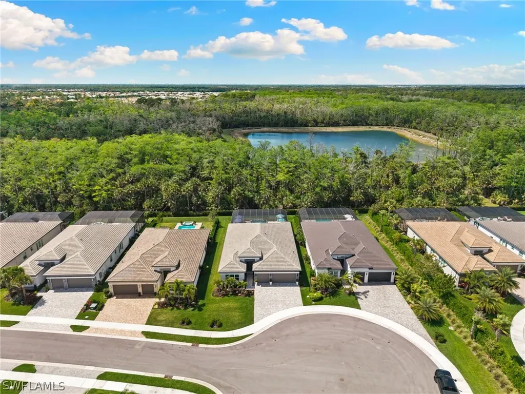 12097 Eucalyptus Way Naples FL 34120