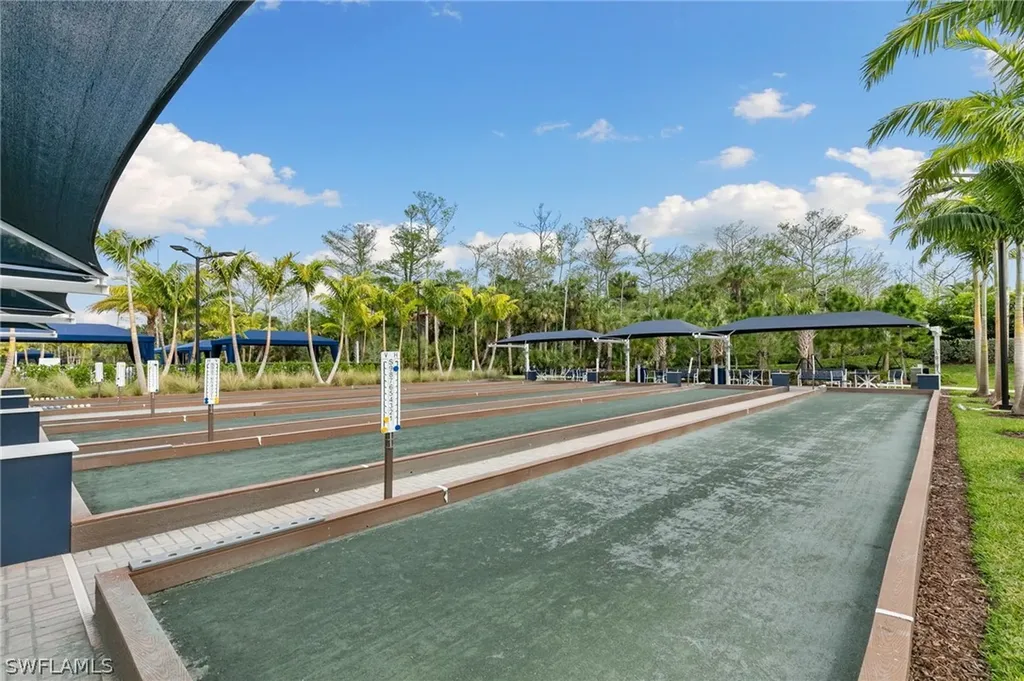 12097 Eucalyptus Way Naples FL 34120