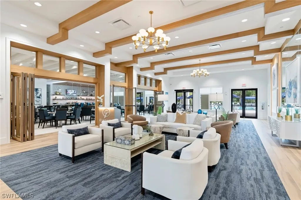 12097 Eucalyptus Way Naples FL 34120