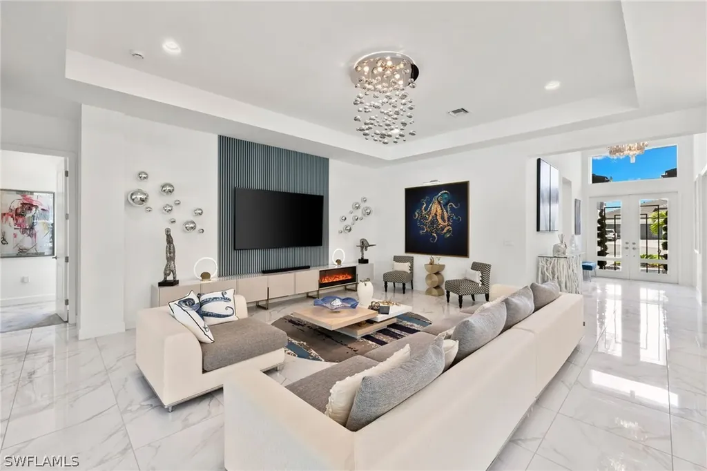 12097 Eucalyptus Way Naples FL 34120