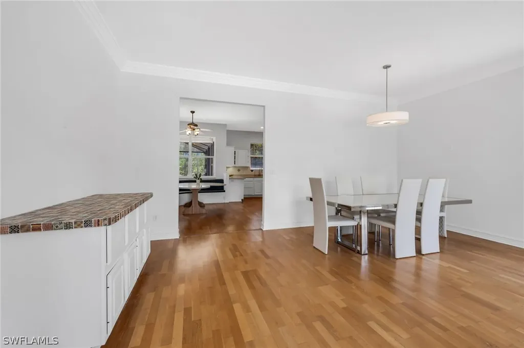 5790 Standing Oaks Lane Naples FL 34119
