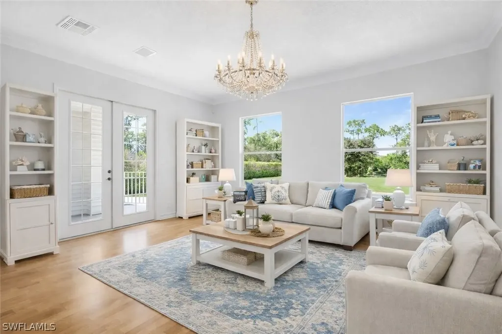 5790 Standing Oaks Lane Naples FL 34119