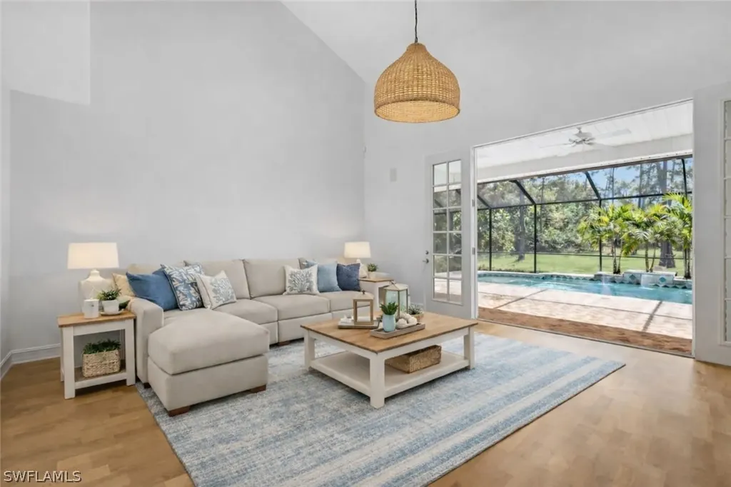 5790 Standing Oaks Lane Naples FL 34119
