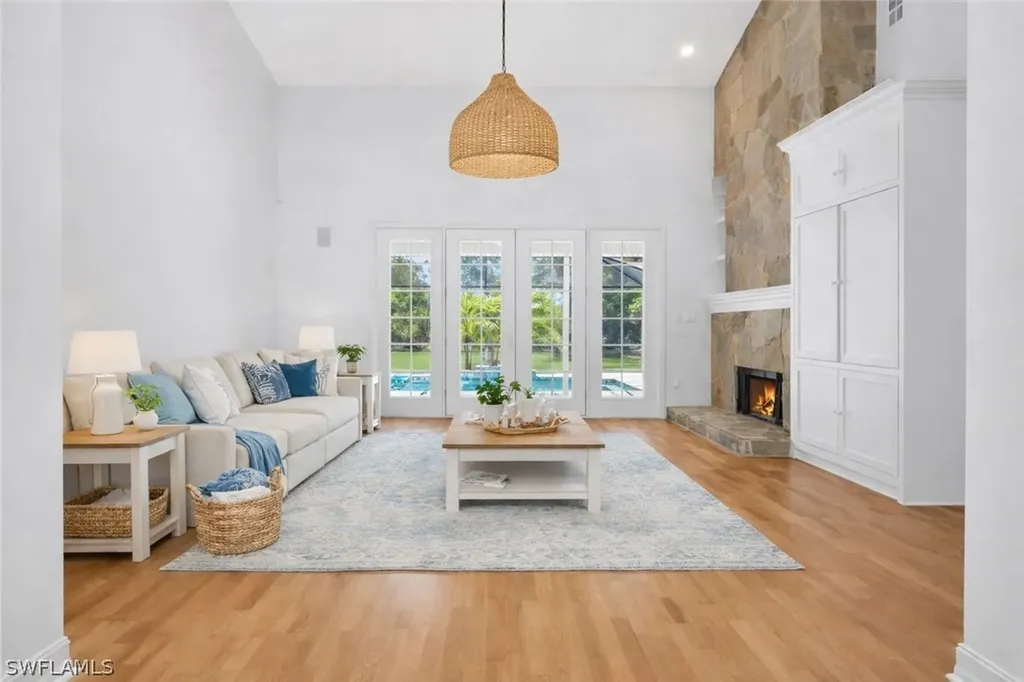 5790 Standing Oaks Lane Naples FL 34119