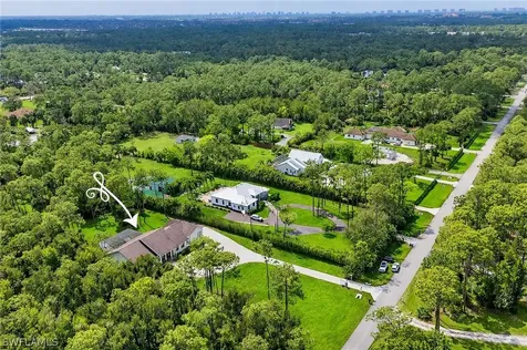 5790 Standing Oaks Lane Naples FL 34119