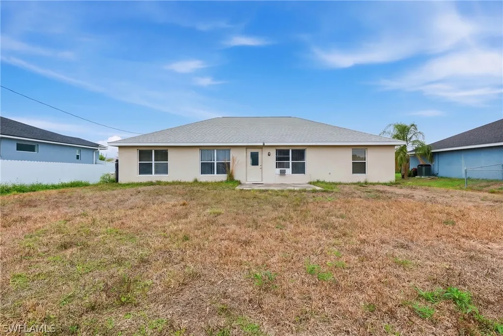 2009 NE 13th Place Cape Coral FL 33909