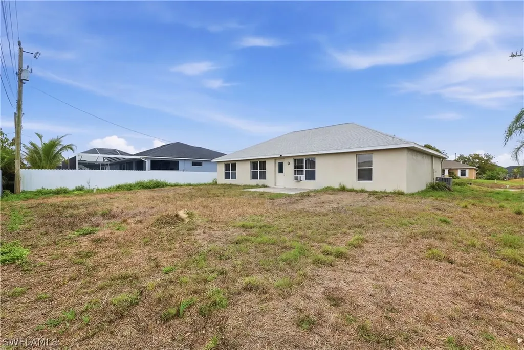 2009 NE 13th Place Cape Coral FL 33909