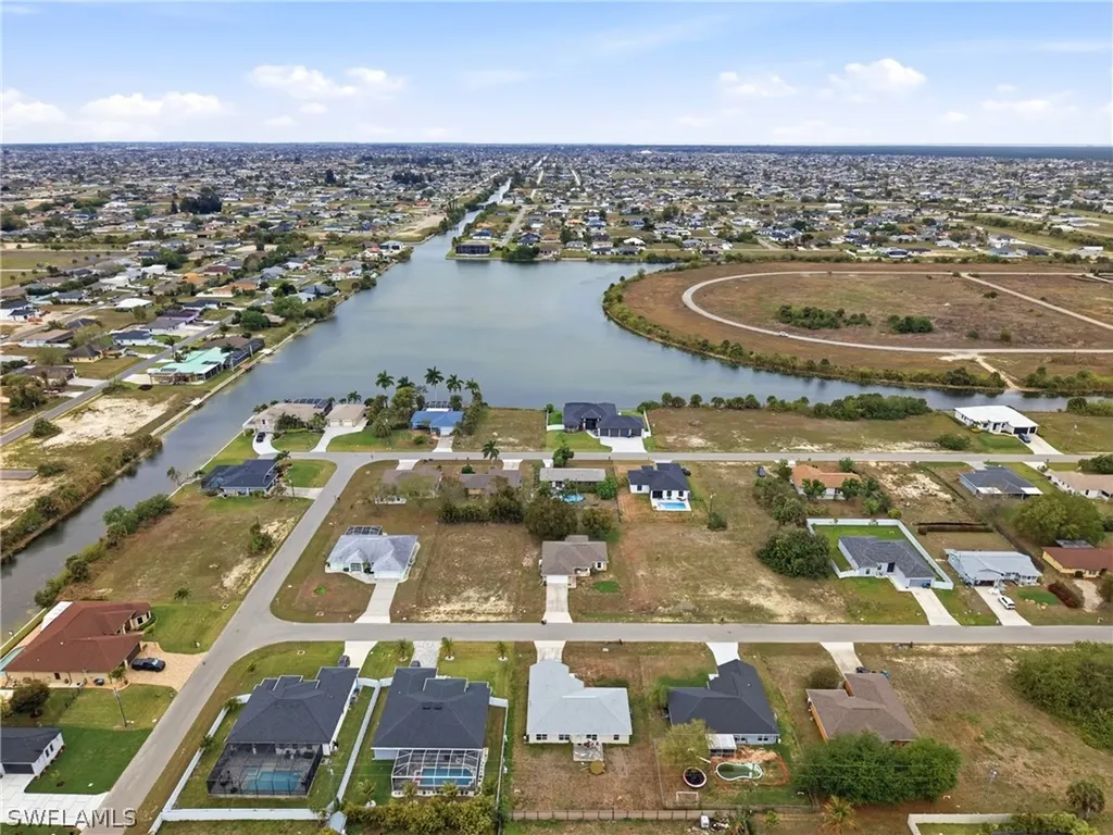2009 NE 13th Place Cape Coral FL 33909