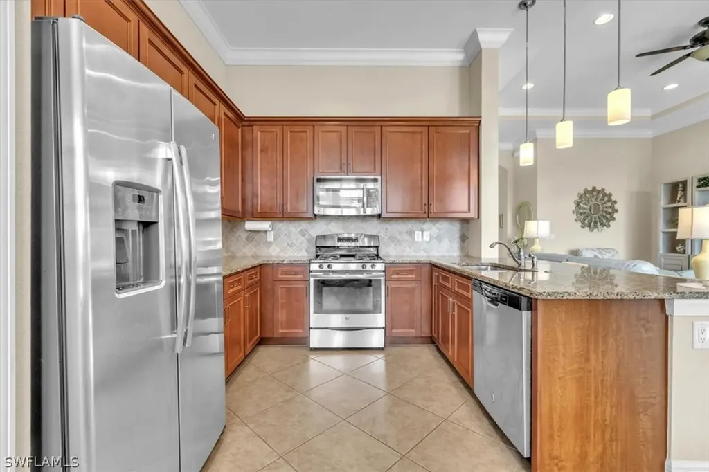 12617 Fairway Cove Court Fort Myers FL 33905