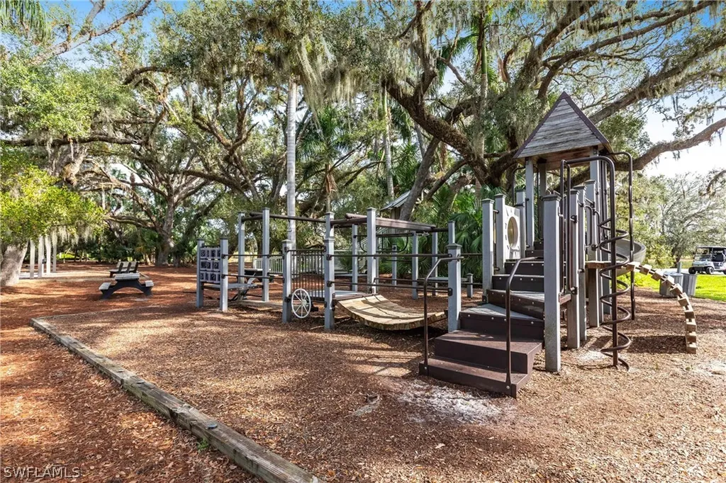 12617 Fairway Cove Court Fort Myers FL 33905