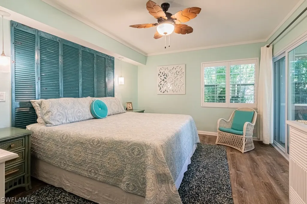 2132 Tama Circle Naples FL 34112