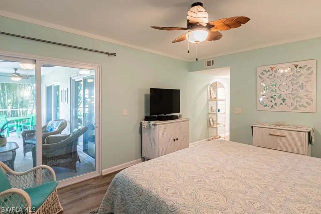 2132 Tama Circle Naples FL 34112